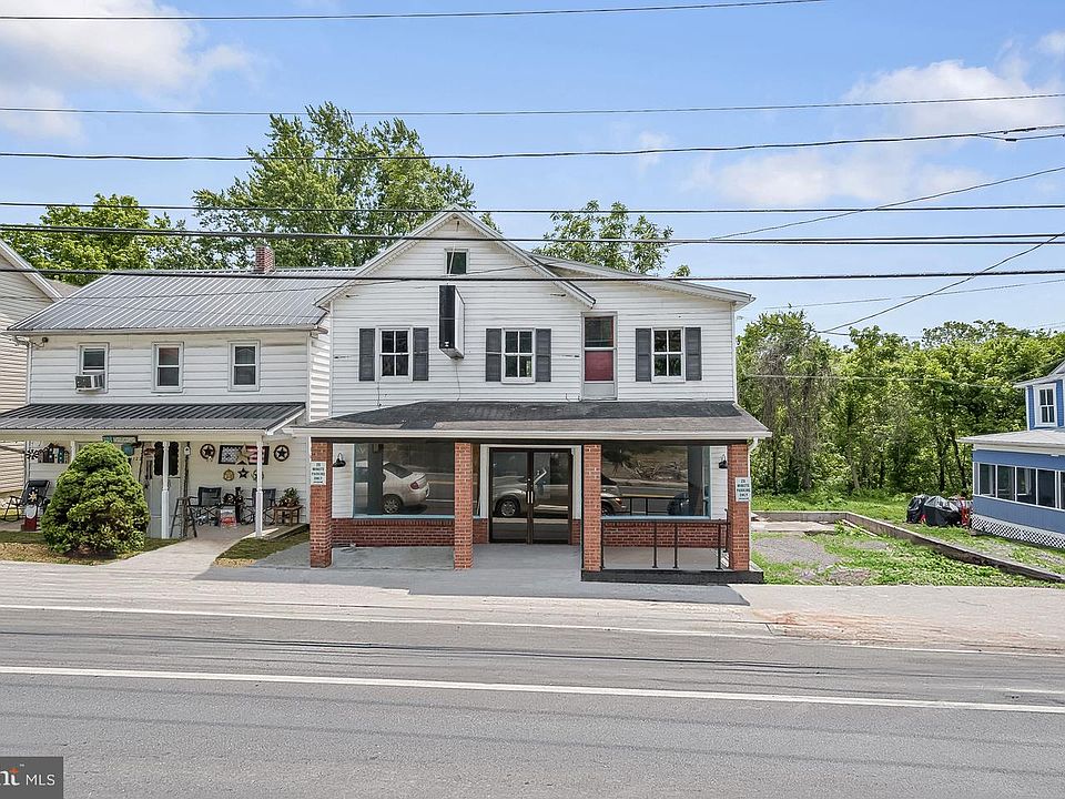 1st image of 119 E Main St