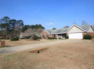 108 Field Trial Dr, Warner Robins, GA 31088