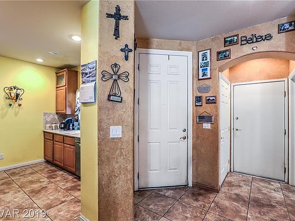 5th image of 1088 Luna Eclipse Ln Unit 2
