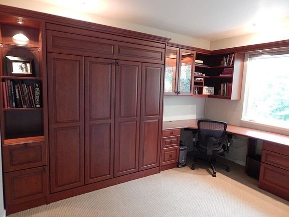2nd image of 202 College Ave