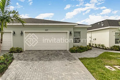 1227 Preston Estates Cir Photo 1