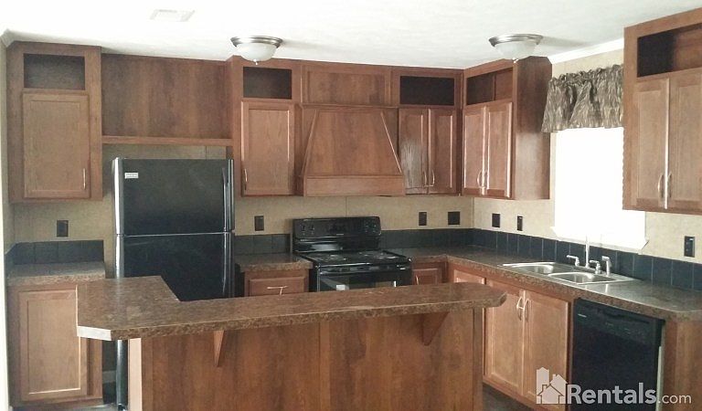 2nd image of 15250 Kleberg Rd Trailer 59