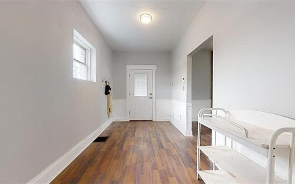 5th image of 2611 E 28th St