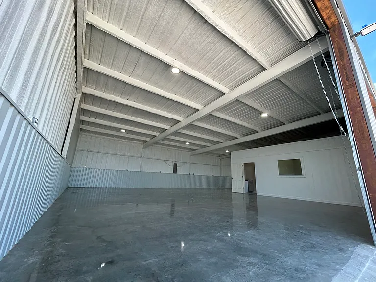 6394 FM 1715 — Photo 4
