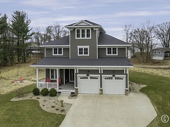 3rd image of 17330 Beachview Dr