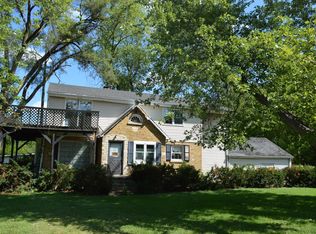 405 Aptakisic Rd, Lincolnshire, IL 60069