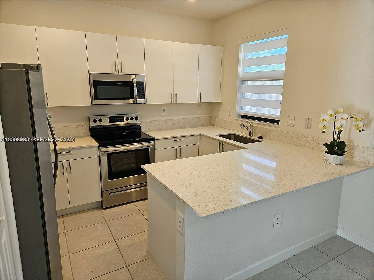 Silver Palm Residential Ho — Photo 4