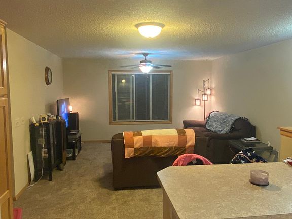 4th image of 15265 Fluorine St NW