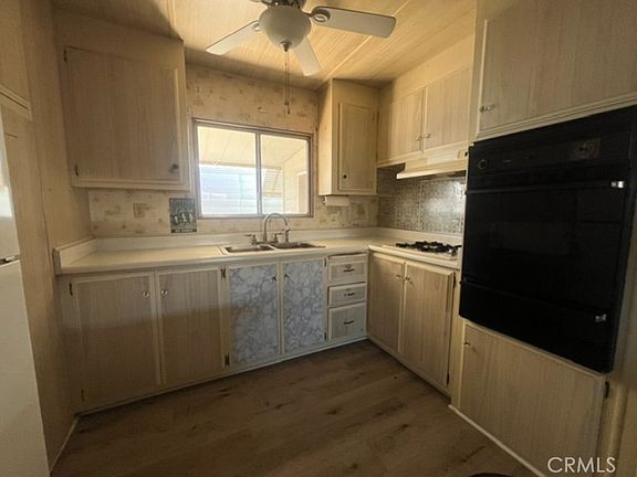 4th image of 34480 County Line Rd Spc 126
