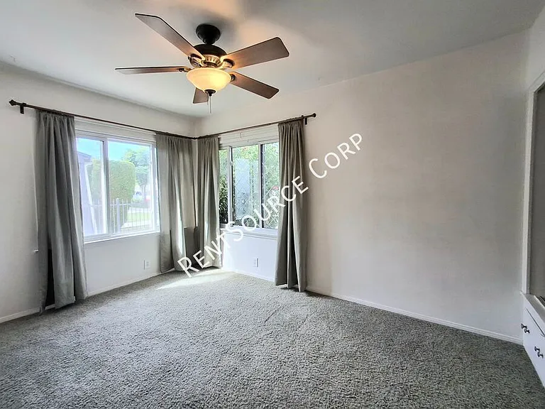 24654 Walnut St — Photo 15