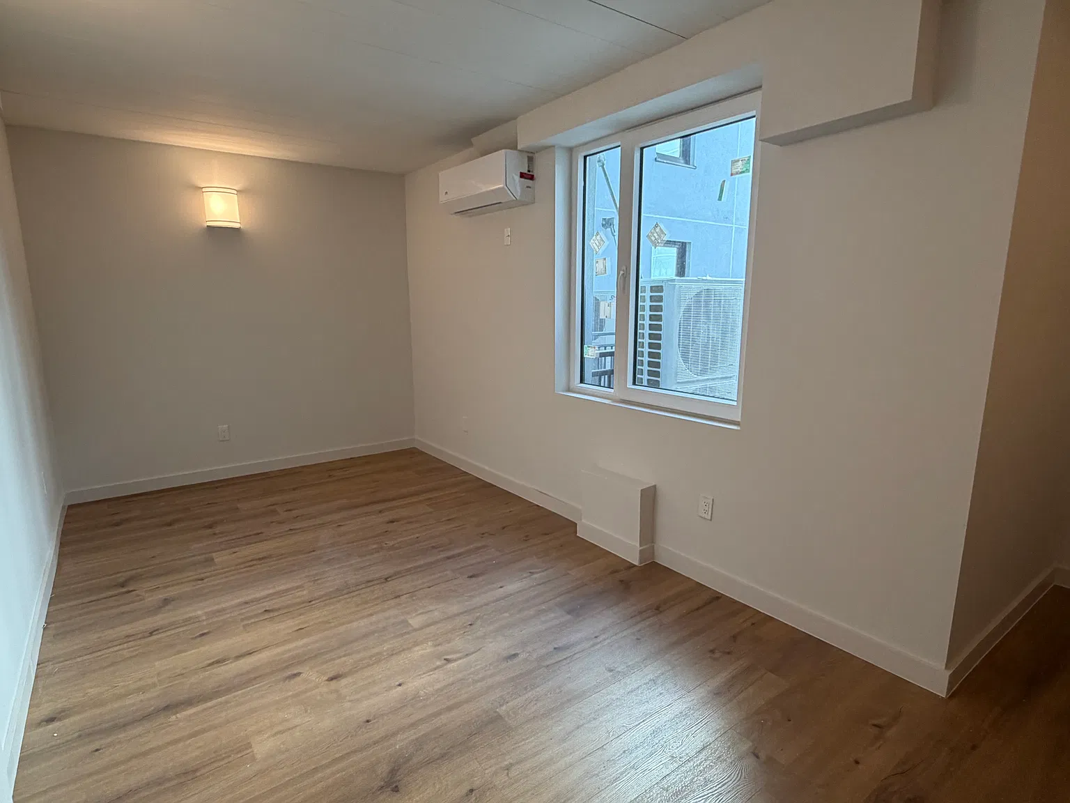 3 bed, $3,497 — Photo 3