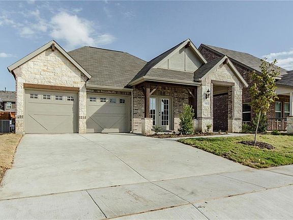 3rd image of 2313 Petunia Ln