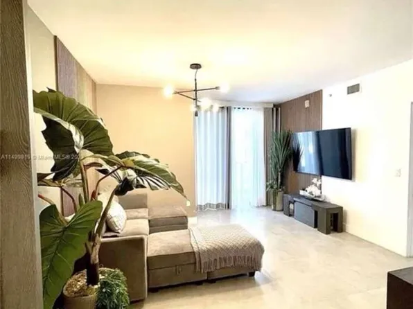 488 NE 18th St Unit 503, Miami, FL 33132