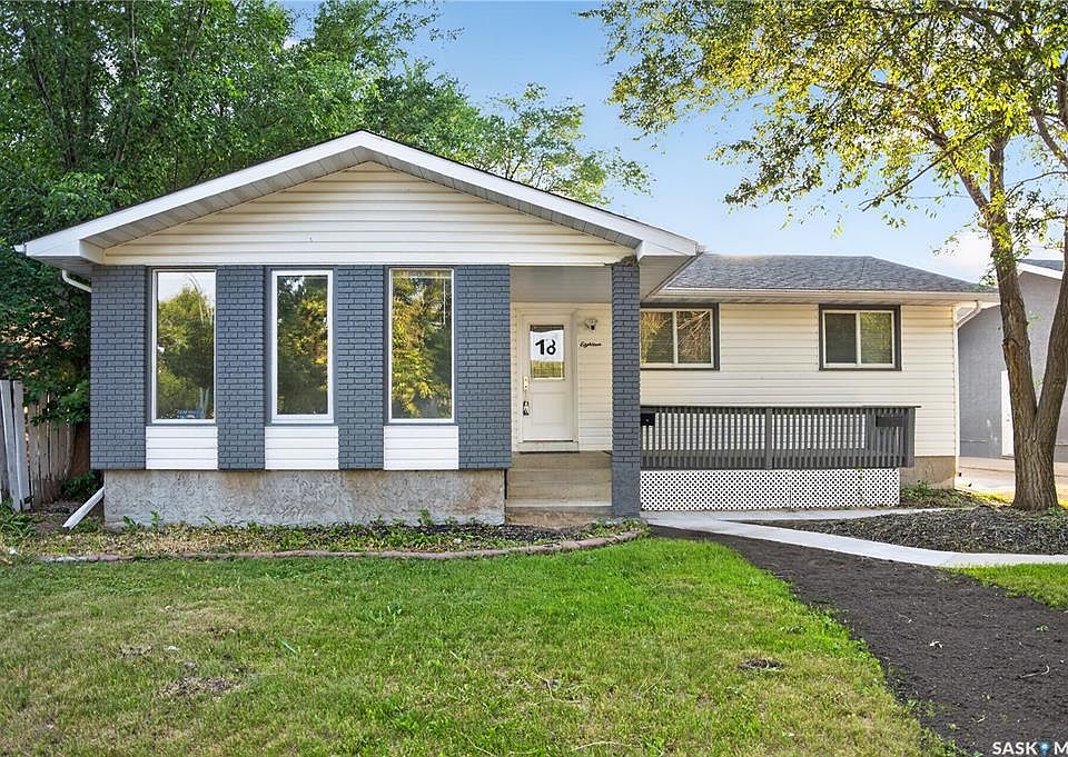 1st image of 18 University Park DRIVE