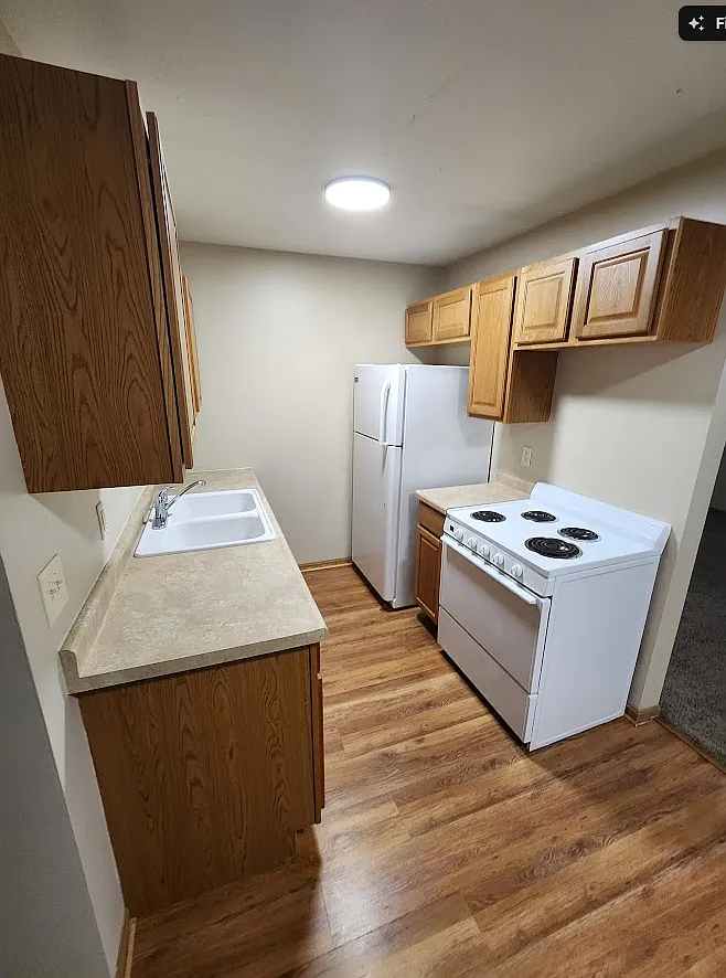 1 bed, 600 sqft, $720 — Photo 2