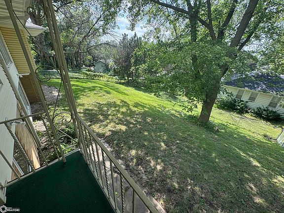 5th image of 1801 Bryn Mawr Cir