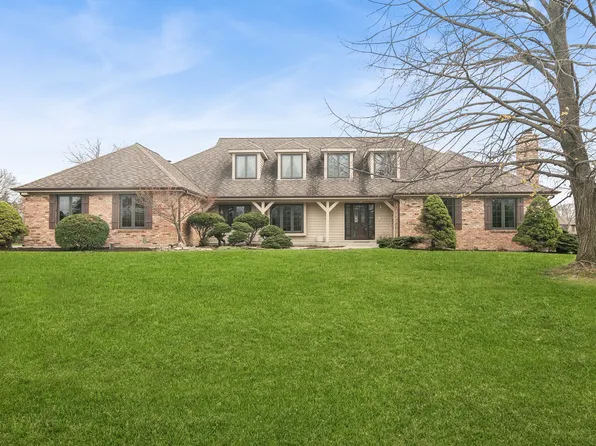 1523 Guthrie Dr, Inverness, IL 60010