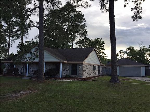 2nd image of 125 Goldenwood Dr
