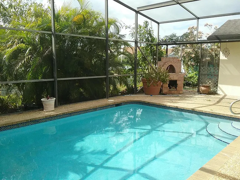21071 Woodspring Ave — Photo 24