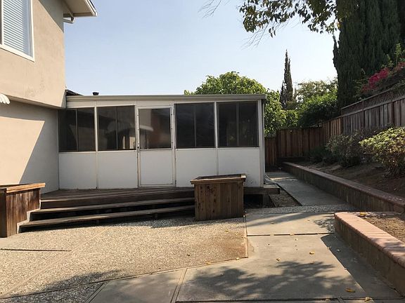 5th image of 6198 Plymouth Ave