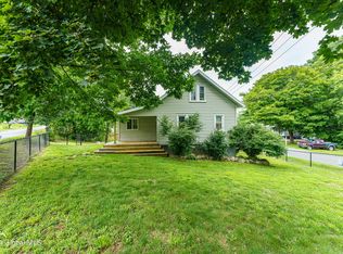 1200 River Rd, Troy, NY 12182