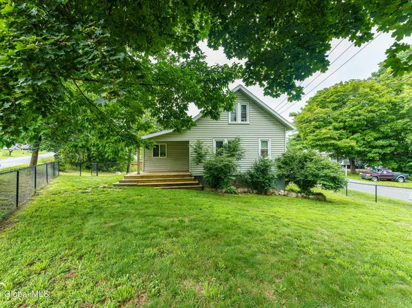 1200 River Road, Troy, NY 12182