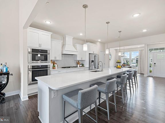 4th image of 24255 Canoe Dr #197