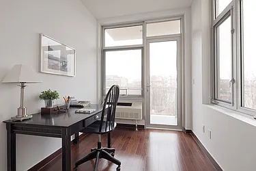 Sold by aptsandlofts.com