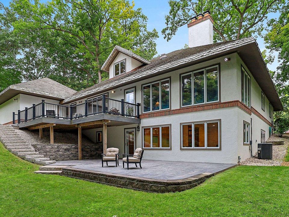 1st image of 255 Traders Point Ln