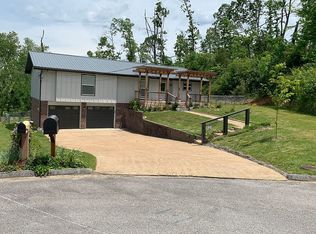 8108 Gladys Ln, Chattanooga, TN 37421