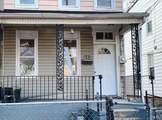 1914 17th St SE, Washington, DC 20020