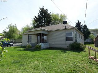 2226 E 12th St, The Dalles, OR 97058