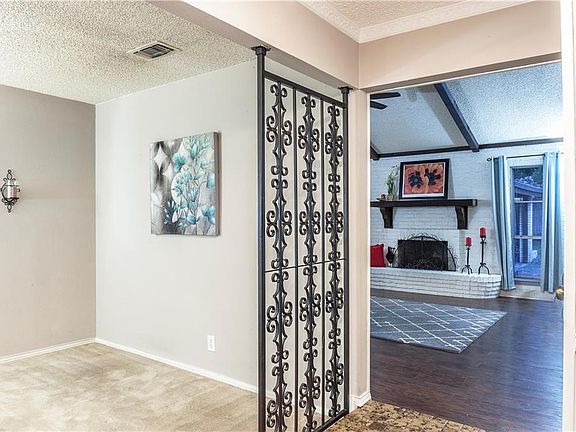 4th image of 7341 Yolanda Dr
