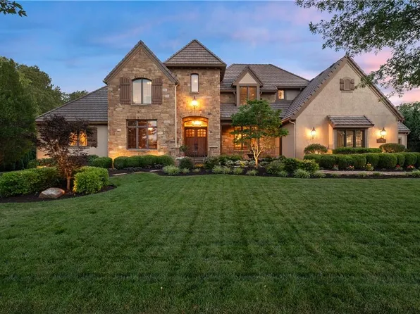 3701 W 140th St, Leawood, KS 66224