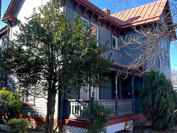 2nd image of 444 Elm Ave SW #3