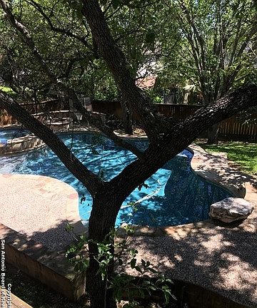 3rd image of 16218 Robinwood Ln