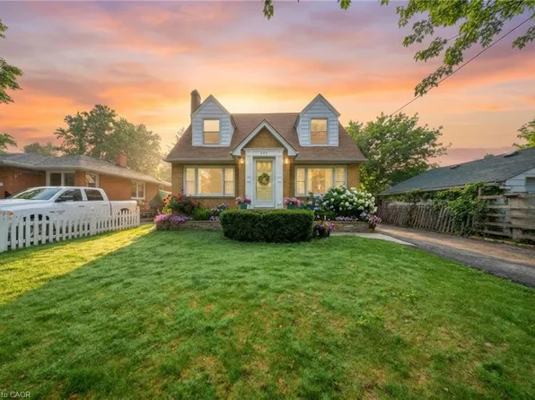 243 Sydney St, Milton, ON L9T 1E2
