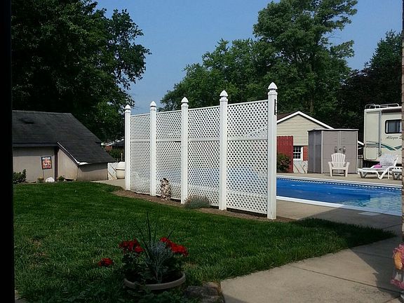 3rd image of 200 Cloverwood Dr