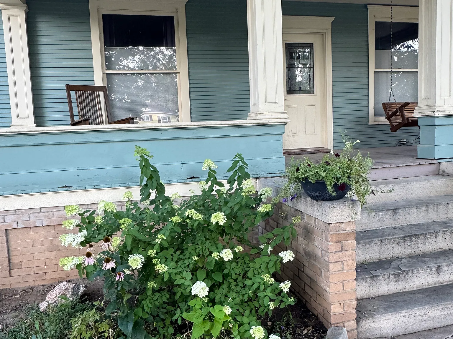 4 bed, 2500 sqft, $600 — Photo 4