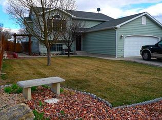915 10th Ave, Laurel, MT 59044