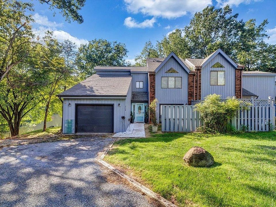 1st image of 104 Teal Ct