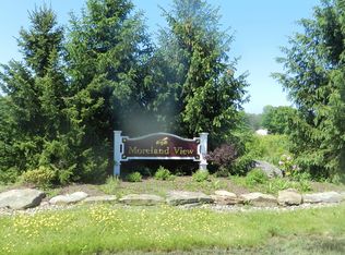 16855 Moreland Ln, Chagrin Falls, OH 44023