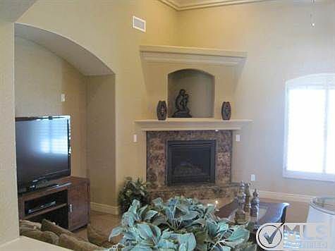3rd image of 14208 Hunter Creek Dr