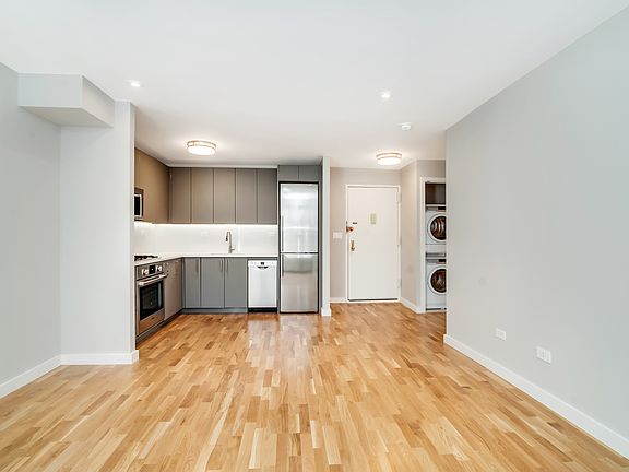2nd image of 150 Ludlow St APT 3E