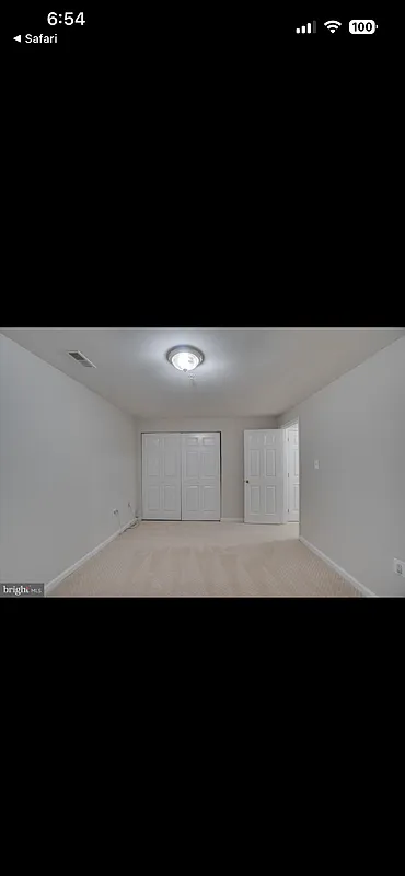 4 bed, 3.5 bath, 1946 sqft, $2,500 — Photo 4