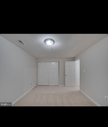 4th image of 6981 Walker Mill Rd