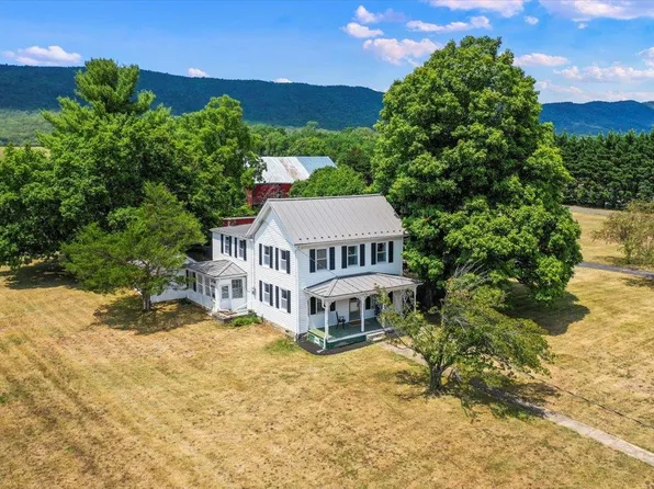 12225 Back Rd, Toms Brook, VA 22660