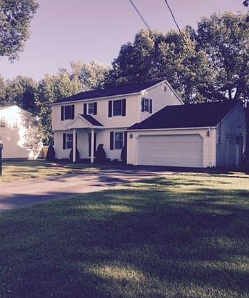 2nd image of 14 Sandalwood Ln