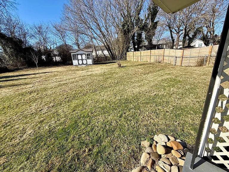 109 Packer Rd — Photo 11