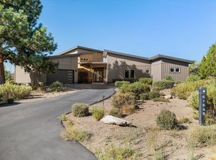 61649 Hosmer Lake Dr, Bend, OR 97702